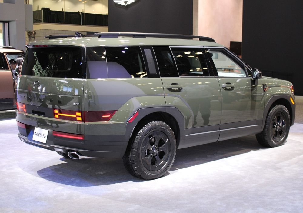 Toy Around With the 2026 Hyundai Santa Fe