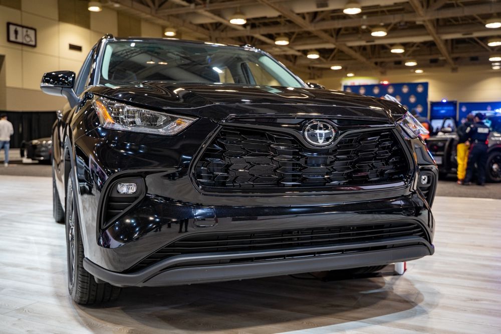 All The Reasons To Think About a 2025 Toyota Kluger 