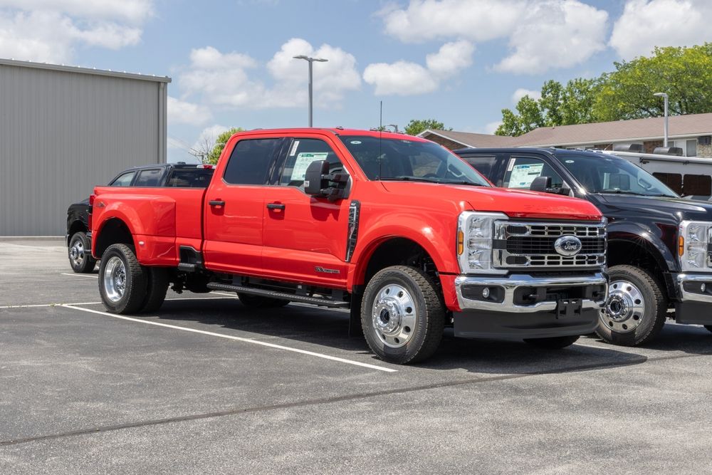 2025 Ford F-450: Unrivalled in Strength and Utility